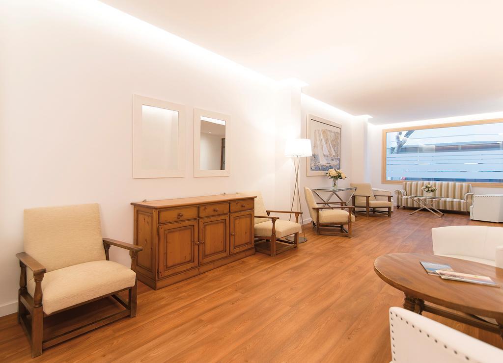 Apartamentos Miramar Port de Pollenca Luaran gambar